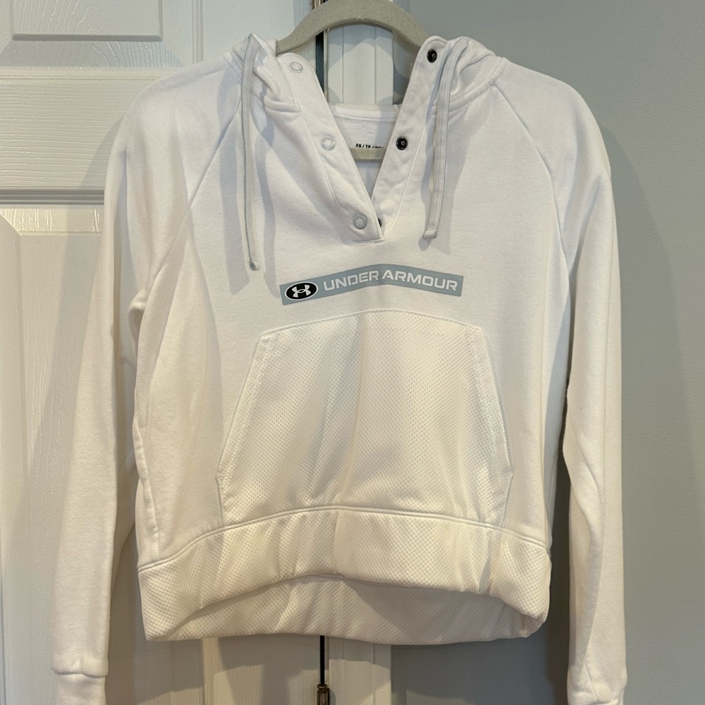 Under Armour sweatshirt